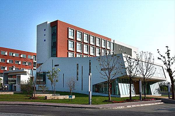 德瑞亞空壓機(jī)應(yīng)用于上海寶山工程科技園區(qū)，助力實(shí)業(yè)騰飛